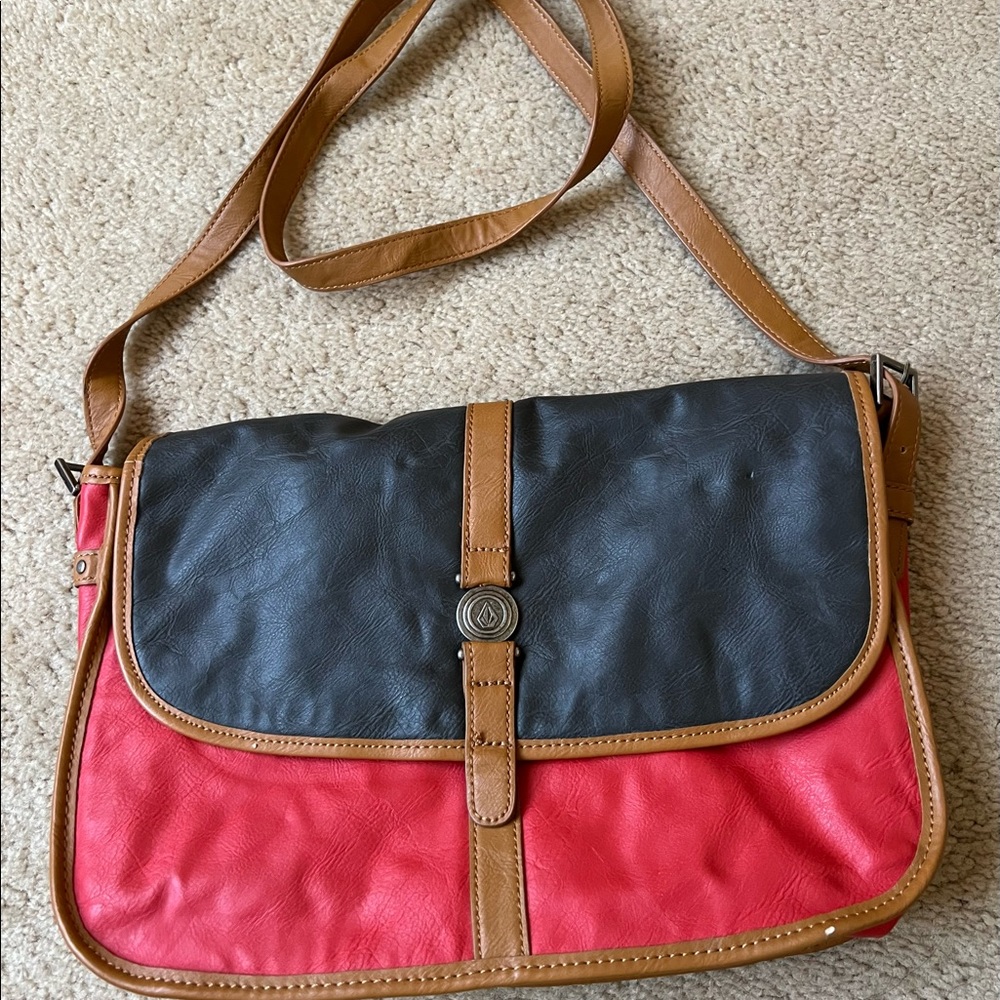 Volcom crossbody bag